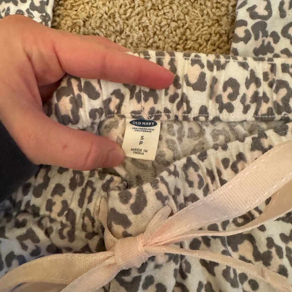 NWT Old Navy Flannel Pajama Pants - Picture 4 of 4